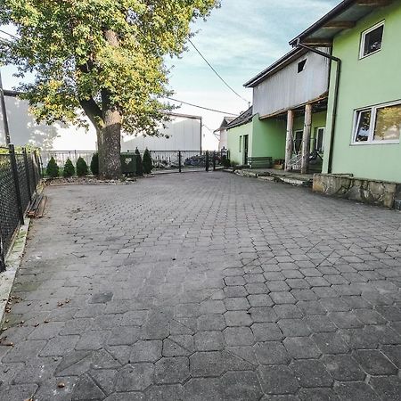 Twoja Przestrzen Noclegi Pokoje Mieszkanie Do Wynajecia Новы Сонч Экстерьер фото