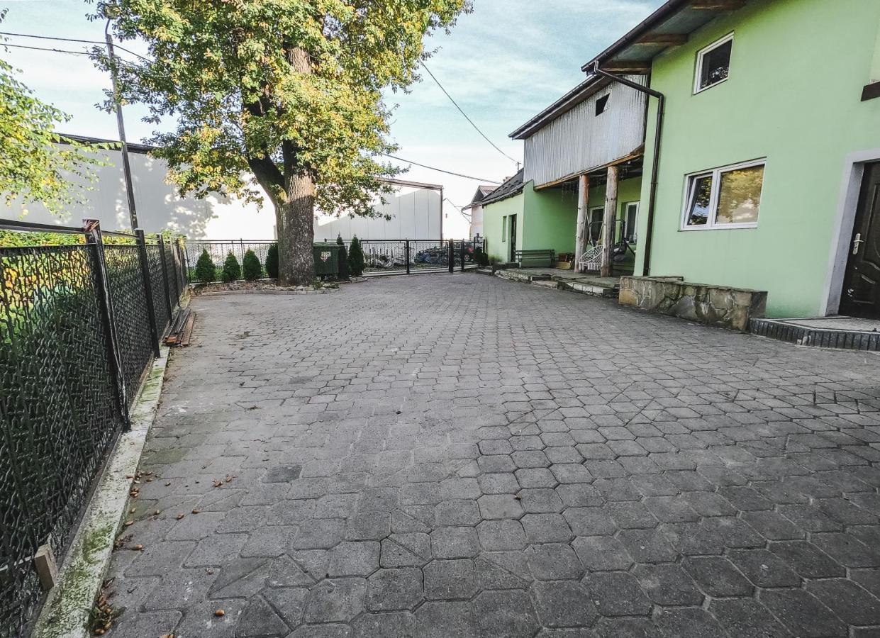 Twoja Przestrzen Noclegi Pokoje Mieszkanie Do Wynajecia Новы Сонч Экстерьер фото