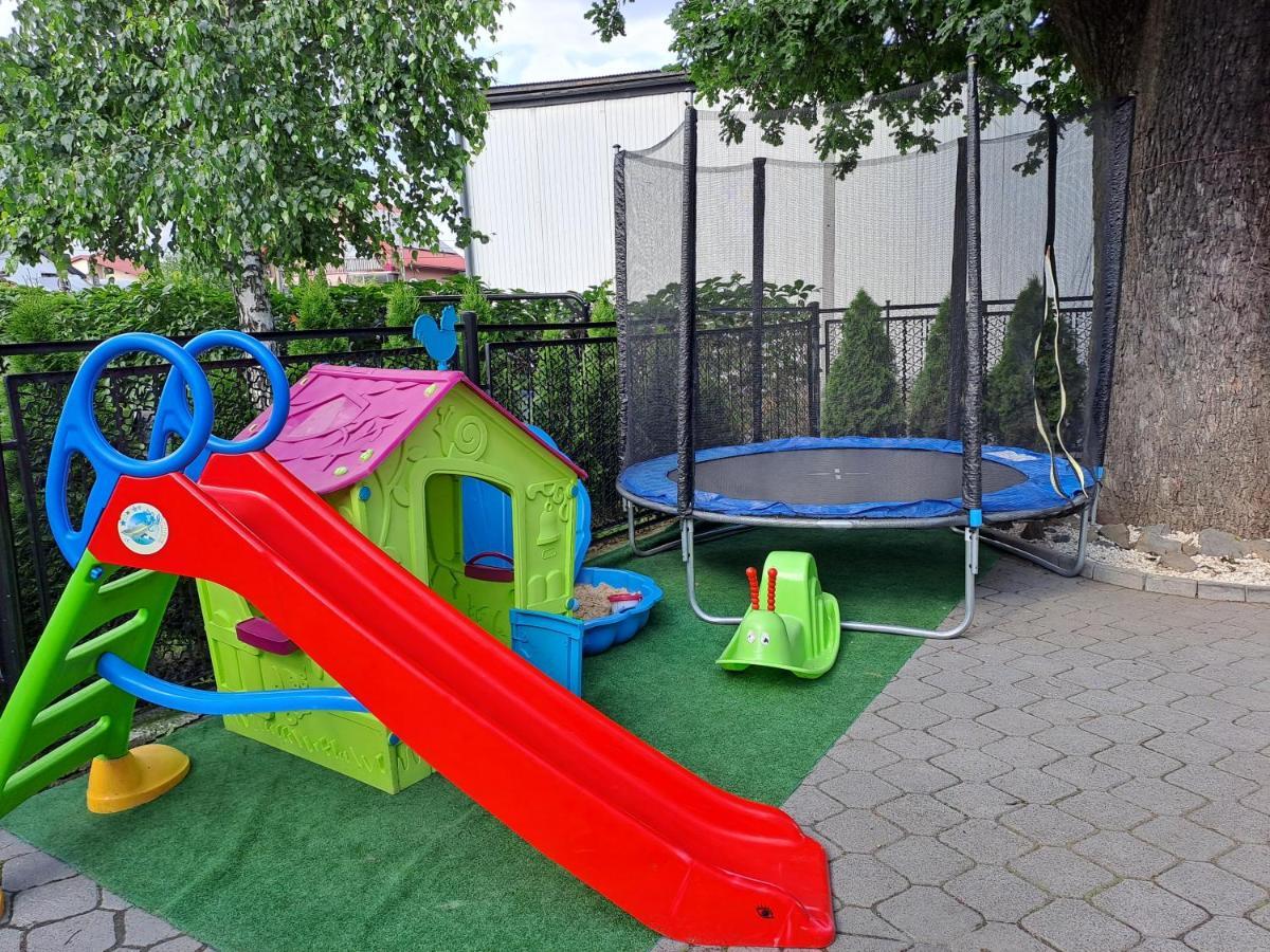 Twoja Przestrzen Noclegi Pokoje Mieszkanie Do Wynajecia Новы Сонч Экстерьер фото